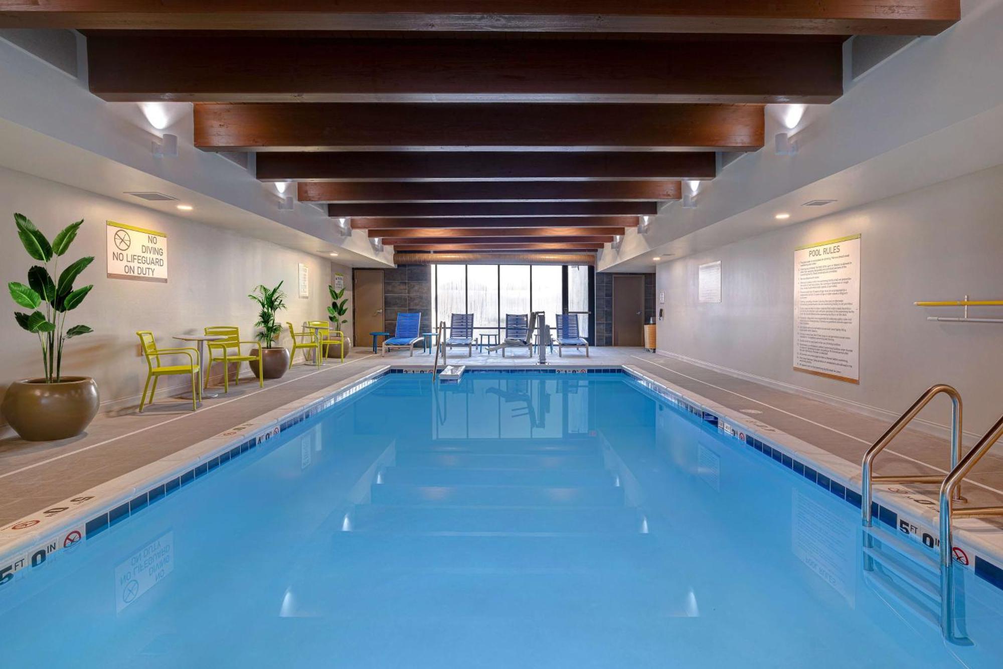 Home2 Suites By Hilton Dekalb Bagian luar foto