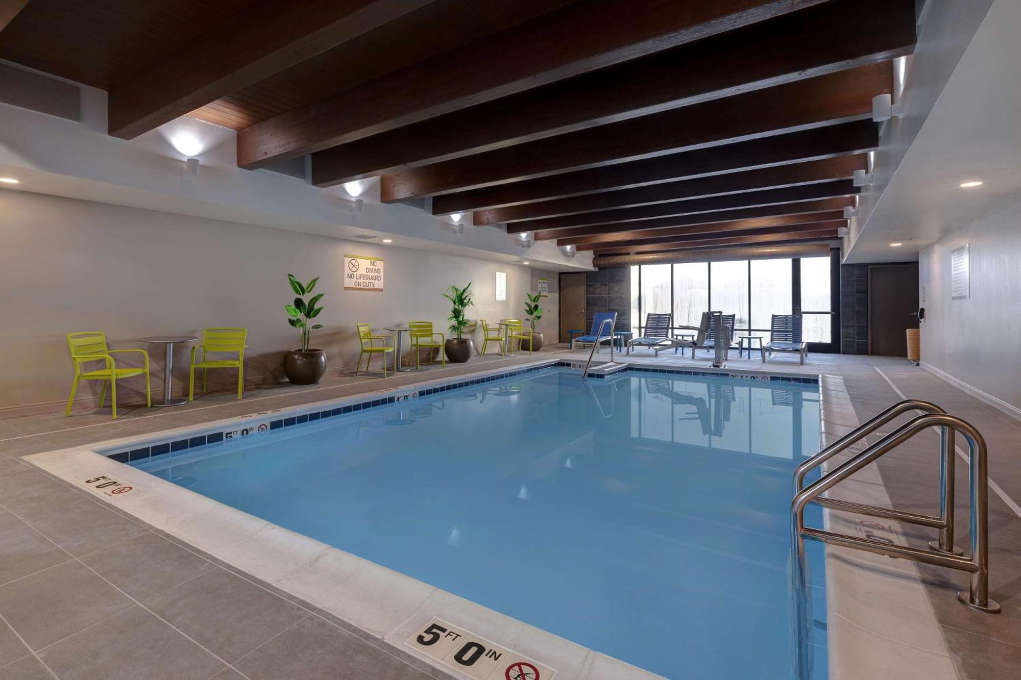 Home2 Suites By Hilton Dekalb Bagian luar foto