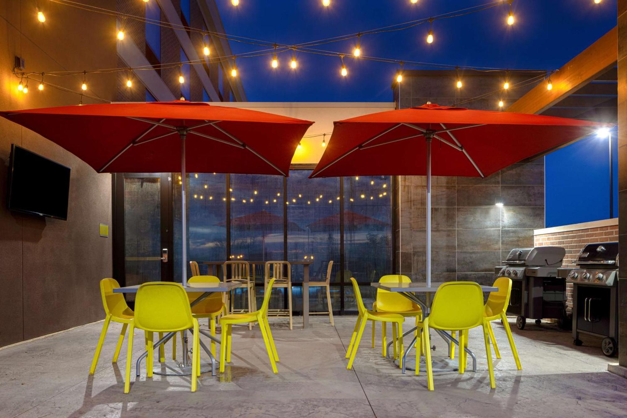 Home2 Suites By Hilton Dekalb Bagian luar foto